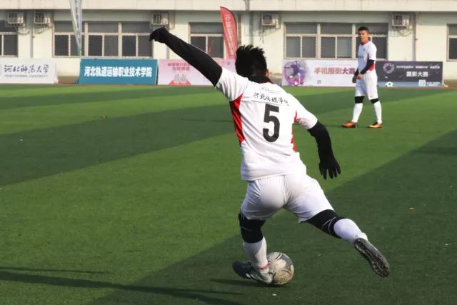 森林狼与杰登-麦克丹尼尔斯达成4000万合同续约